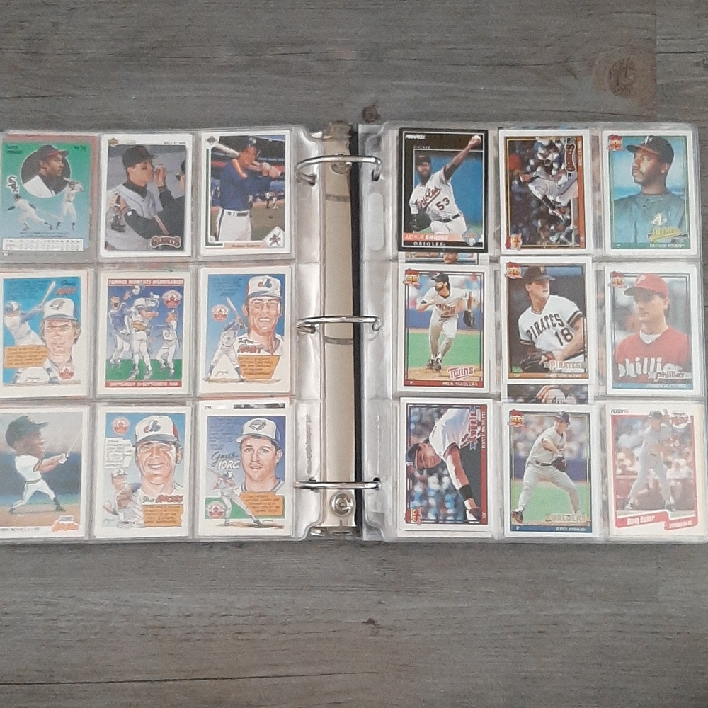 MLB Baseball Card Collection - Picture 8 of 17